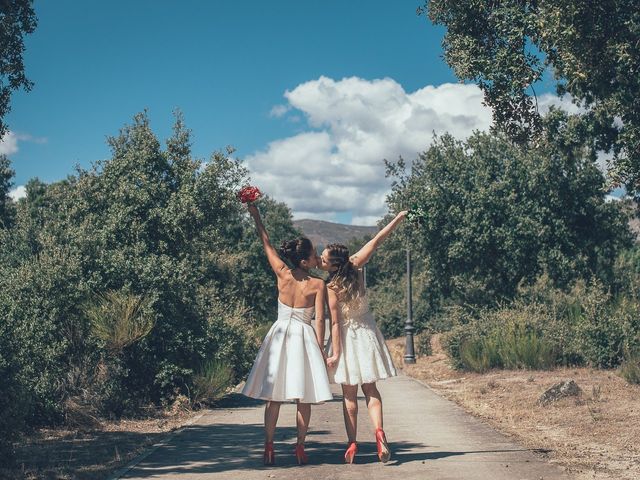 La boda de Angy y Jhoana en Navalafuente, Madrid 235