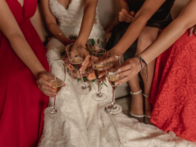 La boda de Albert y Marta en Pueblo Sant Andreu Salou, Girona 38