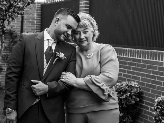 La boda de Gonzalo y Marta en Alcalá De Henares, Madrid 16