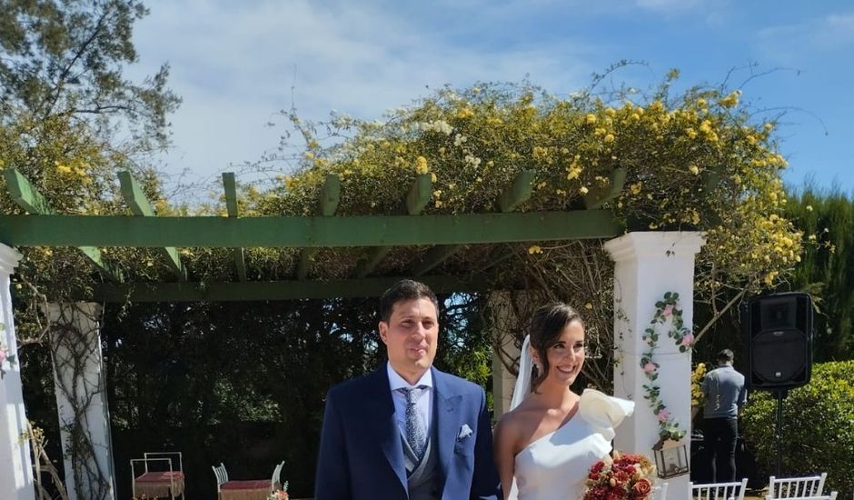 La boda de Daniel  y Beatriz en Alcala De Guadaira, Sevilla