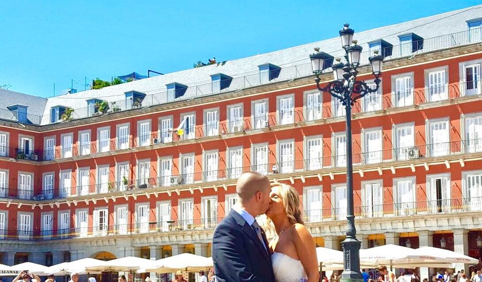La boda de David y Begoña en Madrid, Madrid
