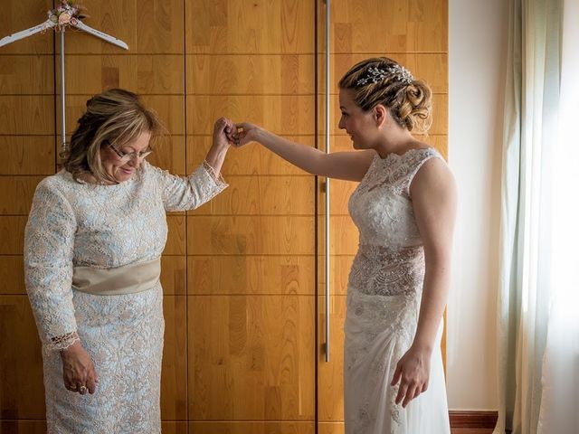 La boda de Albert y Pili en La Senia, Tarragona 39