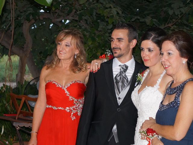 La boda de Carlos y Itziar en San Juan De Alicante, Alicante 33