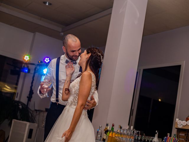 La boda de Marc y Thais en Sant Vicenç De Montalt, Barcelona 89