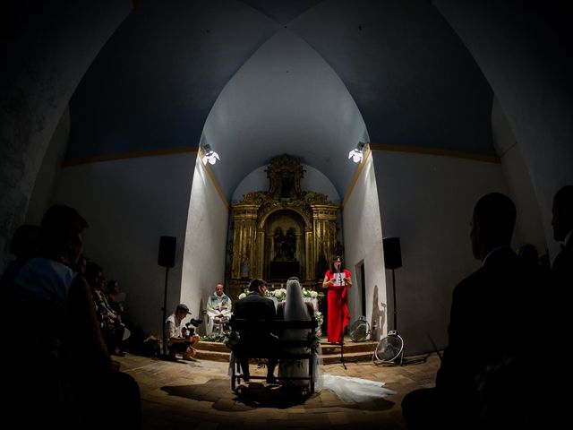 La boda de Maria y Hugo en Vilanova I La Geltru, Barcelona 21