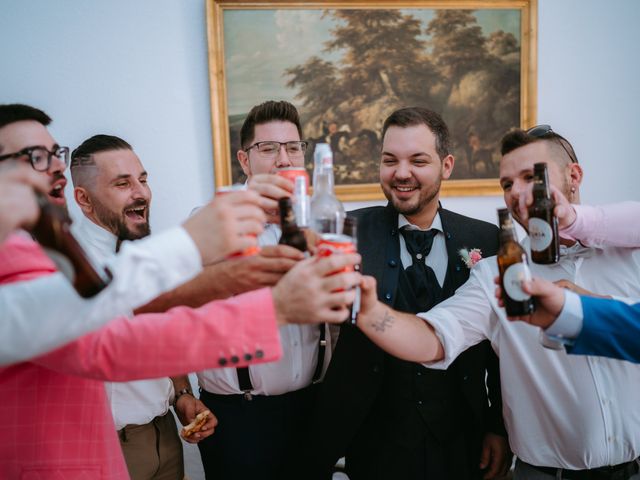 La boda de Berna y Esther en L&apos; Ènova, Valencia 8