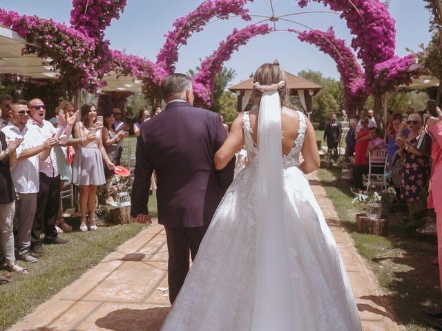 La boda de Berna y Esther en L&apos; Ènova, Valencia 20