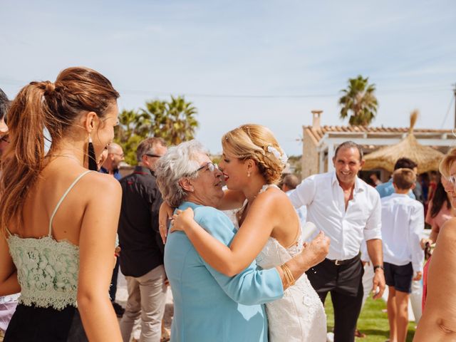 La boda de John y Sonia en Montuïri, Islas Baleares 48