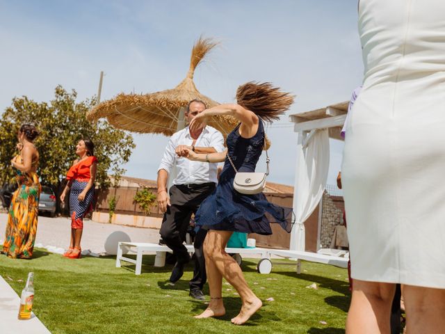 La boda de John y Sonia en Montuïri, Islas Baleares 64