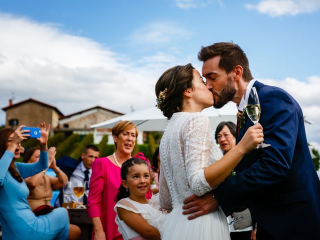 La boda de Ander y Nagore en Orio, Guipúzcoa 30