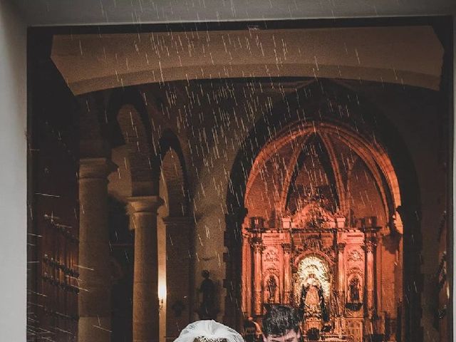 La boda de José Manuel  y Reyes en Coria Del Rio, Sevilla 17
