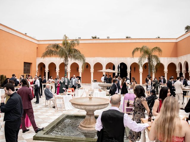 La boda de Laura y Rodri en Dos Hermanas, Sevilla 30