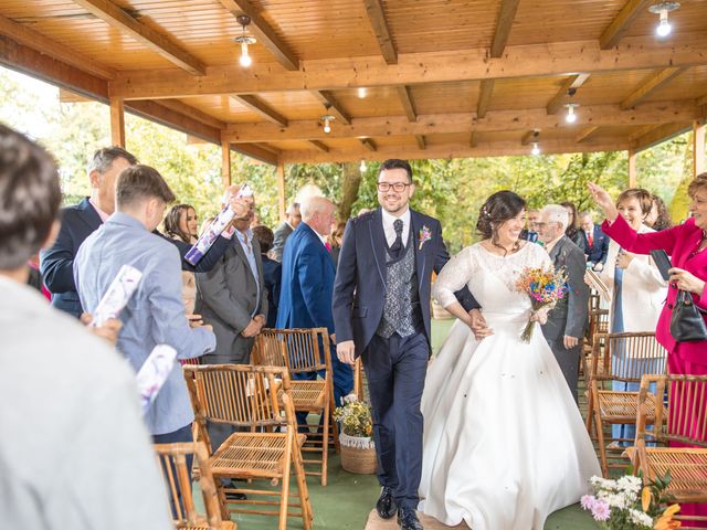 La boda de Esteban y Raquel en Vedra, A Coruña 23