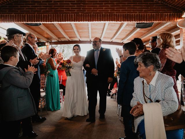 La boda de Adrián y Clara en El Olivar, Madrid 4