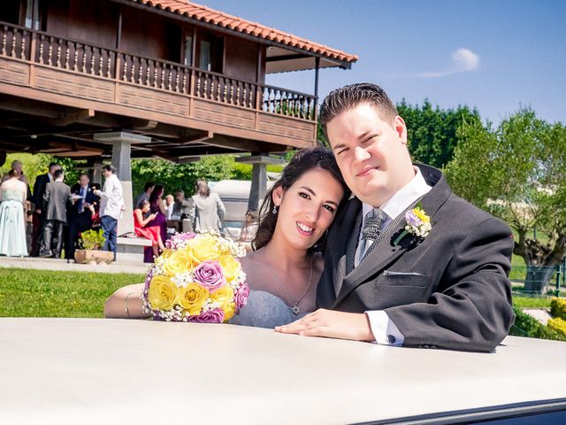 La boda de Borja y Veronica en Gijón, Asturias 9