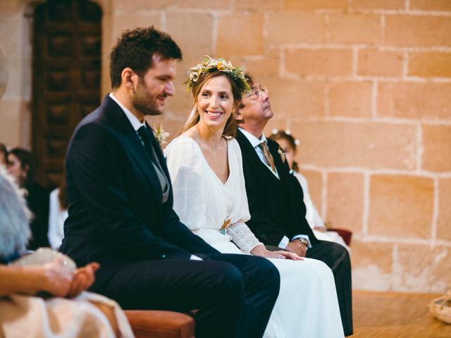 La boda de Diego y Elena en Santa Gadea Del Cid, Burgos 12