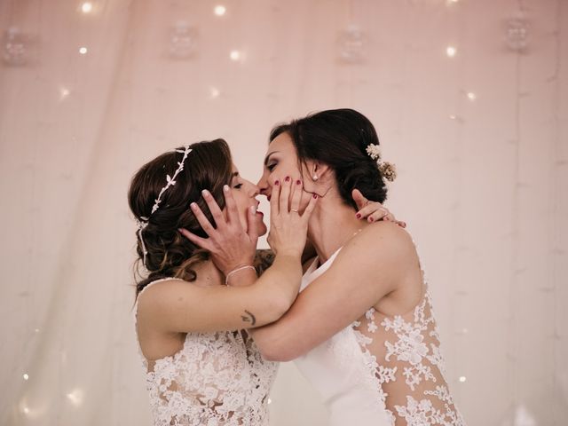 La boda de Laura y Erika en La Cañada De Calatrava, Ciudad Real 142