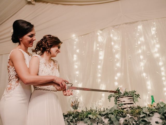 La boda de Laura y Erika en La Cañada De Calatrava, Ciudad Real 169