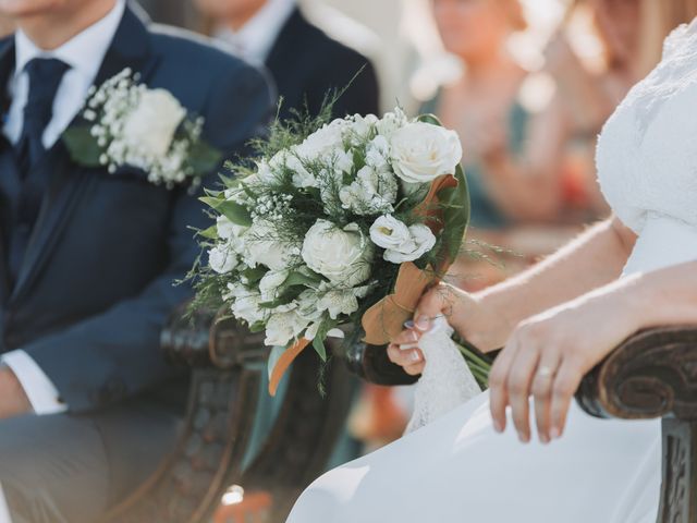 La boda de Trinidad y Jordi en Castelldefels, Barcelona 13