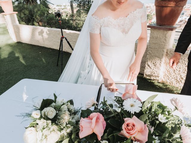 La boda de Trinidad y Jordi en Castelldefels, Barcelona 21