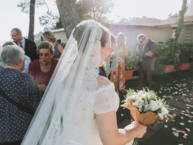 La boda de Trinidad y Jordi en Castelldefels, Barcelona 27