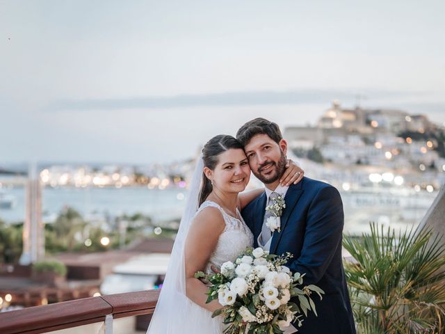 La boda de Oscar y Andrea en Eivissa, Islas Baleares 33