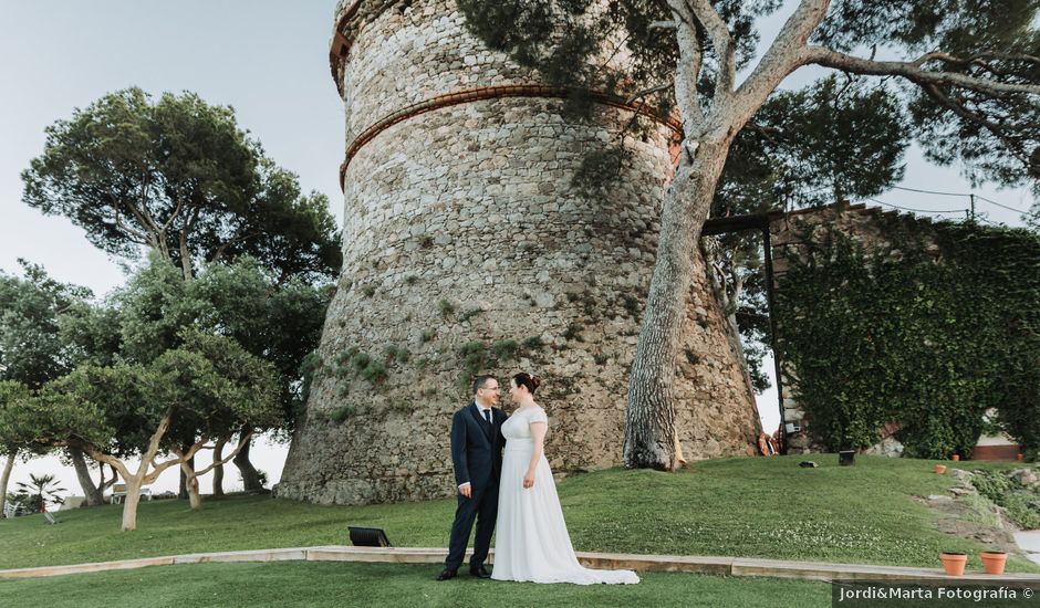 La boda de Trinidad y Jordi en Castelldefels, Barcelona