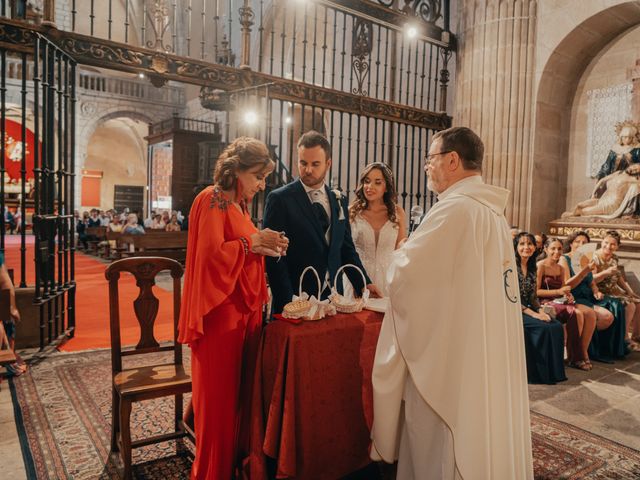 La boda de Cristina y Jose Ramón en Cáceres, Cáceres 19