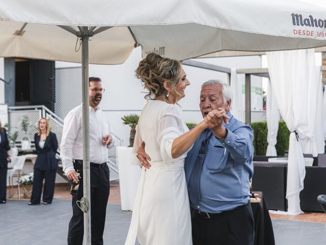 La boda de MARIA y Juanjo en Miajadas, Cáceres 32