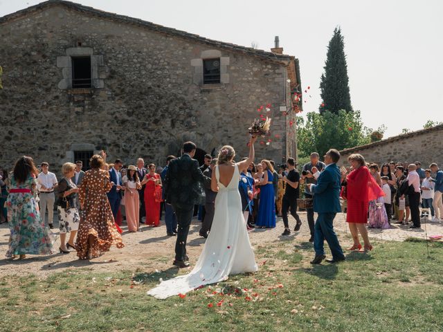 La boda de Víctor y Cris en Sant Ferriol, Girona 25