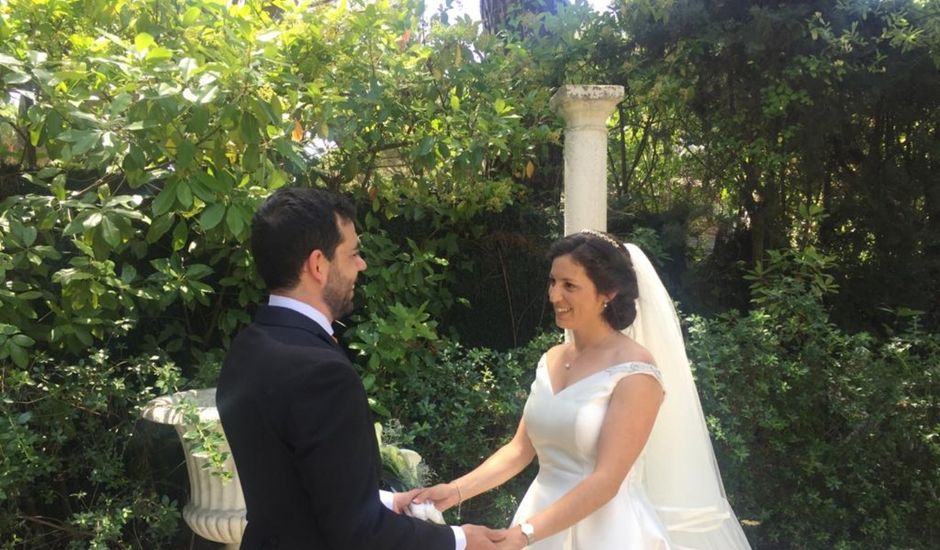 La boda de David y Teresa en Pozuelo De Alarcón, Madrid