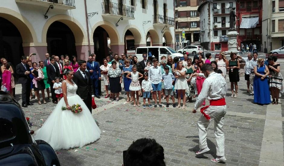 La boda de Alberto y Naiara en Bermeo, Vizcaya