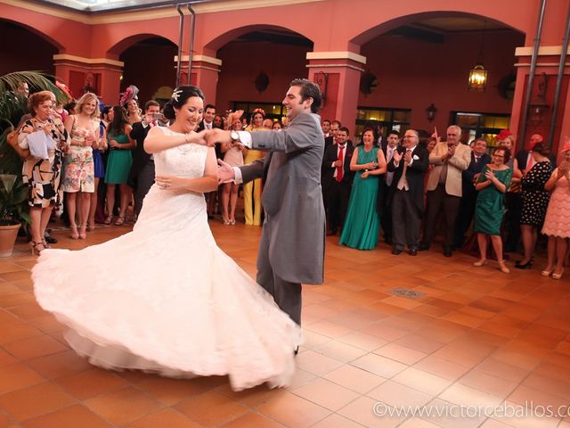 La boda de Esther y Rafael  en Guillena, Sevilla 33