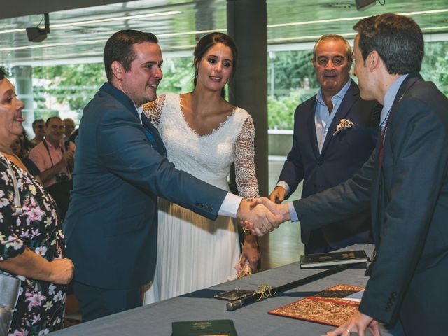 La boda de Javier y Claudia en Madrid, Madrid 27