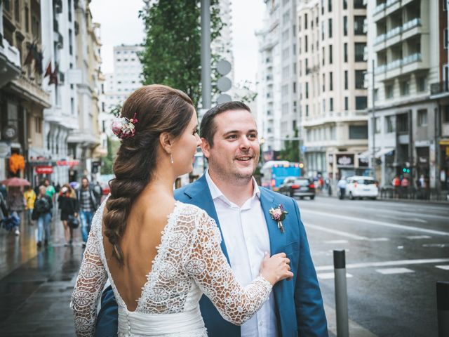 La boda de Javier y Claudia en Madrid, Madrid 103