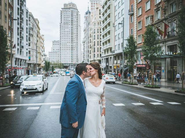 La boda de Javier y Claudia en Madrid, Madrid 104