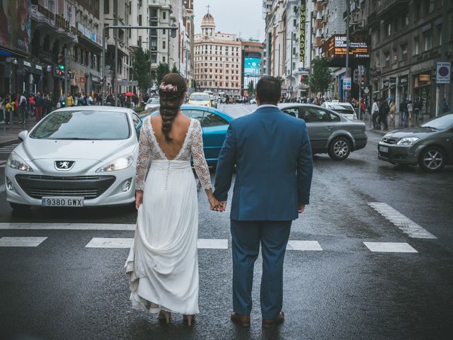 La boda de Javier y Claudia en Madrid, Madrid 106