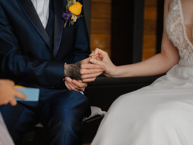 La boda de Jorge y Andrea en León, León 33