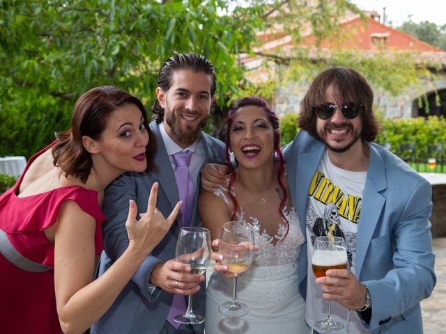 La boda de Sara y Aitor en Navaluenga, Ávila 53