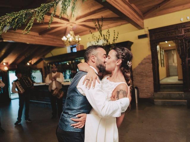 La boda de Lázaro y Arantza en Zeanuri, Vizcaya 17