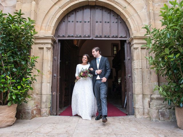 La boda de Javier y Carmen en Comillas, Cantabria 14