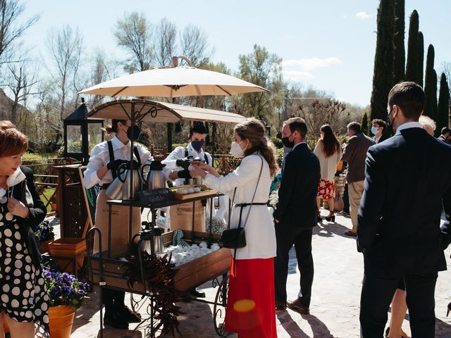 La boda de Miguel y Lili en Torremocha Del Jarama, Madrid 128