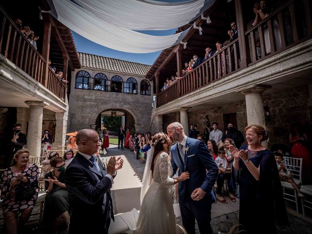 La boda de Miguel y Carmen en Chantada (Santa Marina), Lugo 1