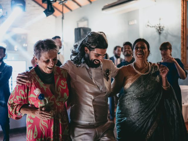 La boda de GUILLERMO y IRIS en Sevilla, Sevilla 41