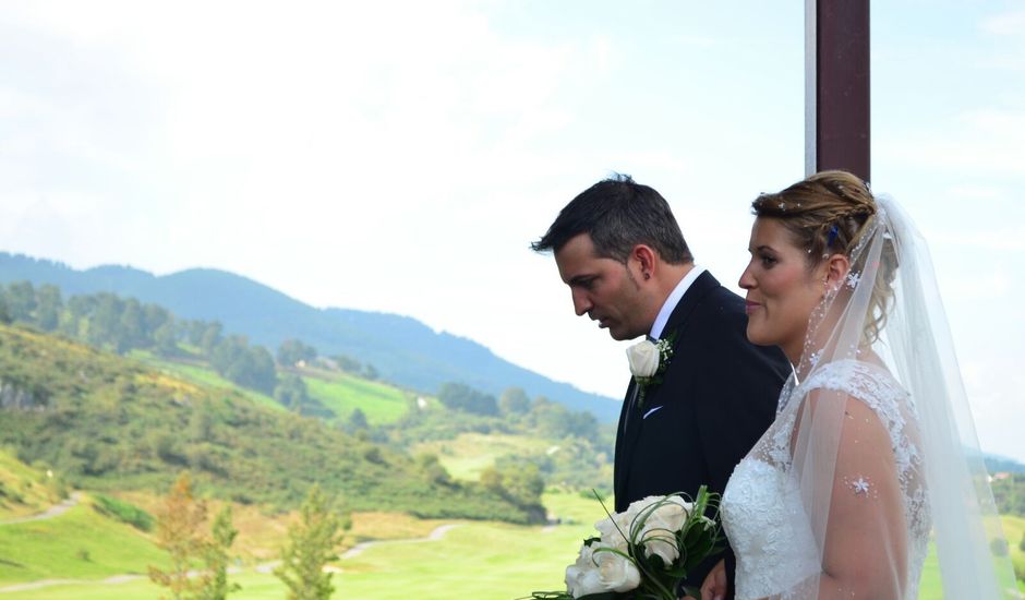 La boda de Alberto  y Miriam  en La Arboleda, Vizcaya