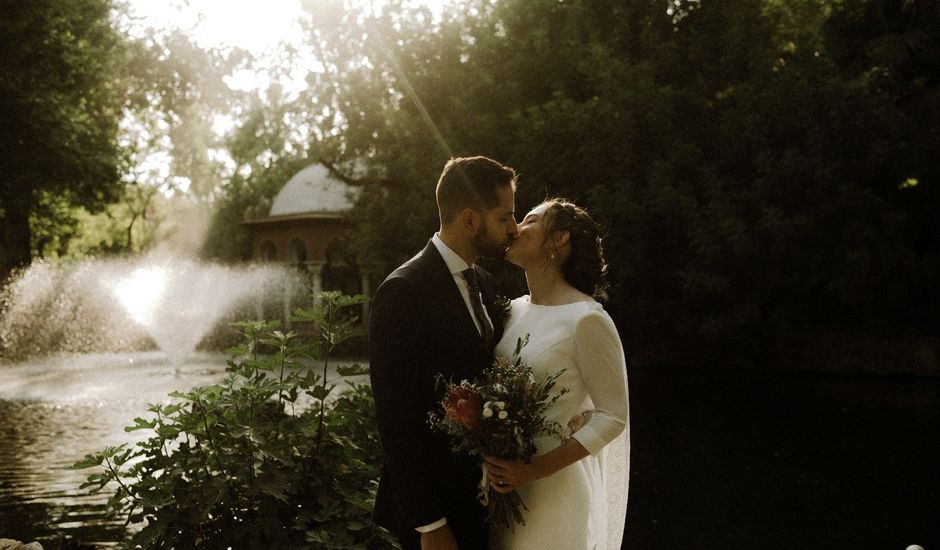 La boda de Adri y Ana en Sevilla, Sevilla