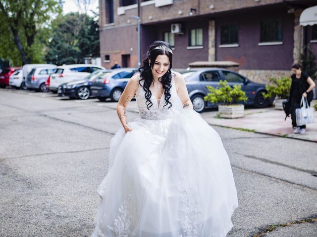 La boda de Cristina y Ángel en Miraflores De La Sierra, Madrid 15