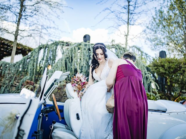 La boda de Cristina y Ángel en Miraflores De La Sierra, Madrid 21