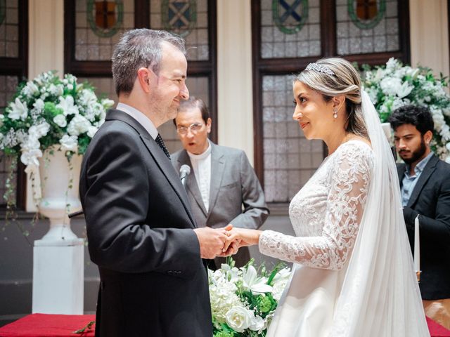 La boda de Lheiny y Javier en Madrid, Madrid 18