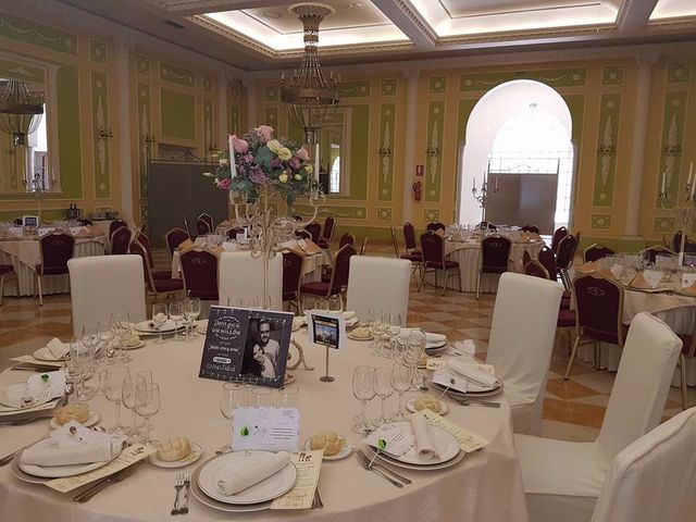 La boda de Agustin y Almudena en Sevilla, Sevilla 25